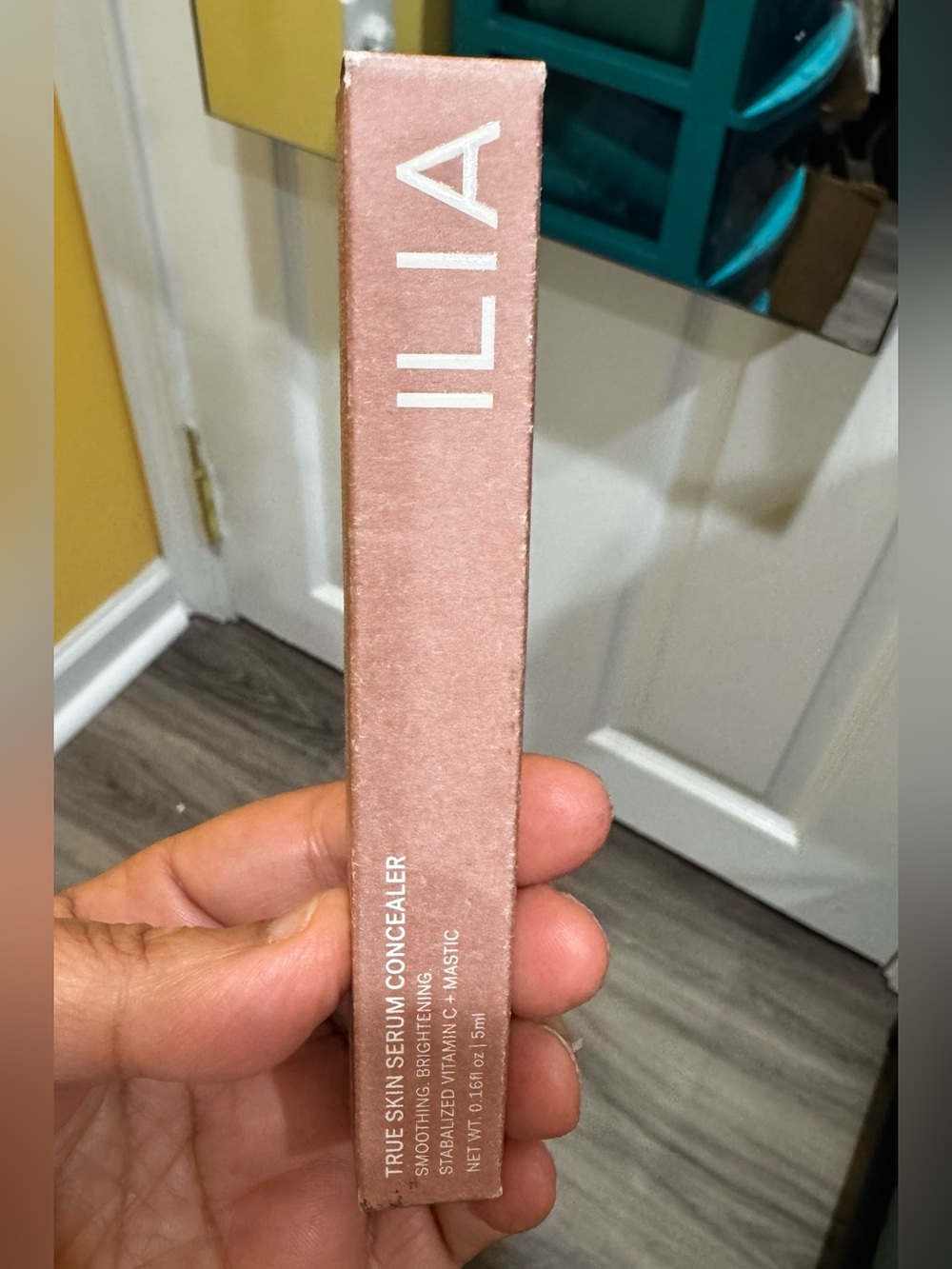 ILIA True Skin Serum Concealer - shade MESQUITE SC6 brand new in the box